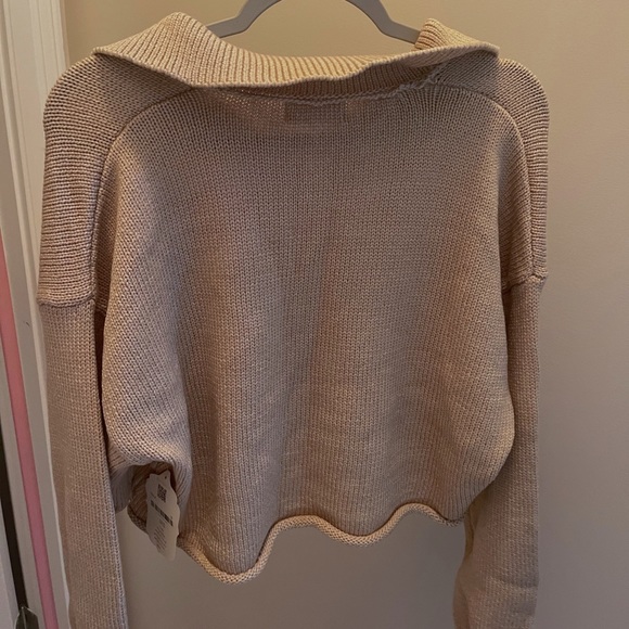 Tan Medium Altard State Cropped Sweater with Buttons - Picture 4 of 7